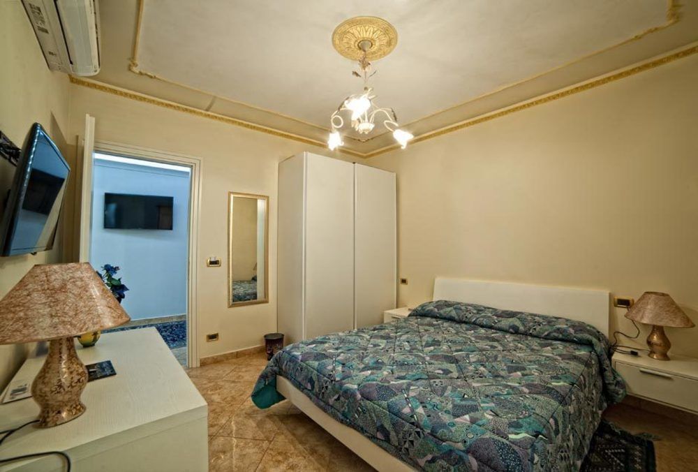 Airport House B&B Reggio Calabria Exterior foto